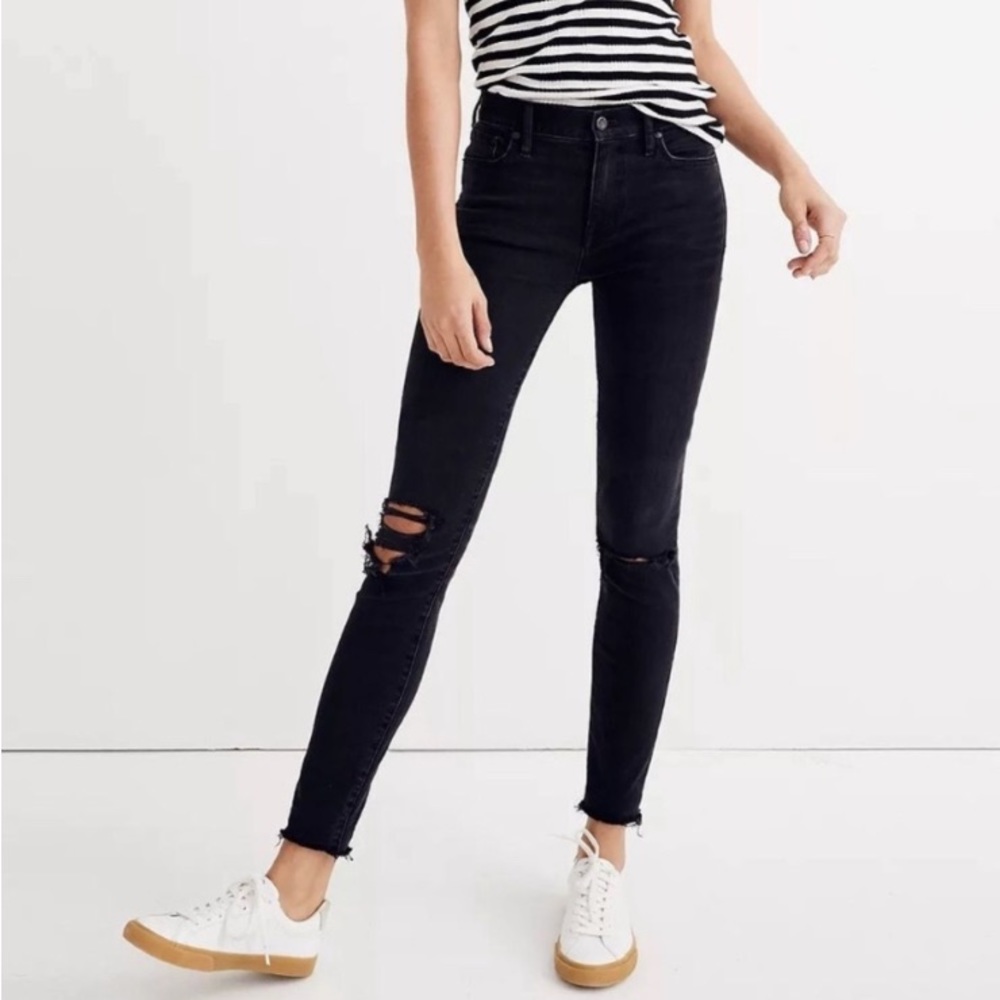 Madewell 9 Inch High-Rise Skinny Black Distressed Jeans - 24